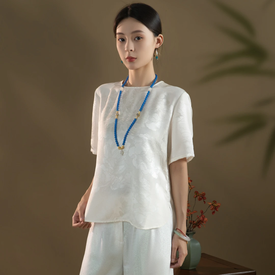 芬领-希禾-2025夏季新品桑蚕丝织金提花圆领短袖上衣SY2357