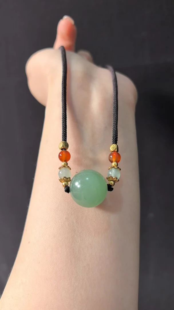 【雪莉珠宝】东陵玉男女款转运珠卡18【多样性发货，拍一发其一】