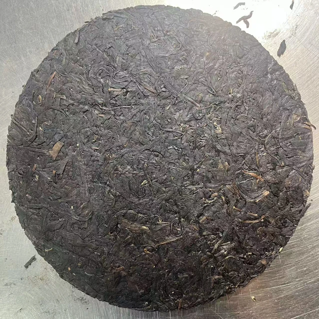 2009年 野生晒红  普洱红茶 饼茶300g