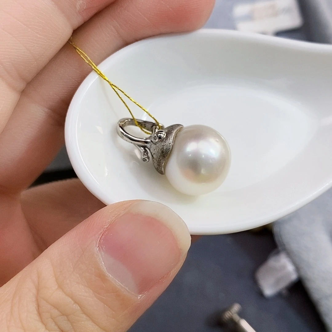 银S925镶嵌特价澳白巴洛克吊坠海水珍珠