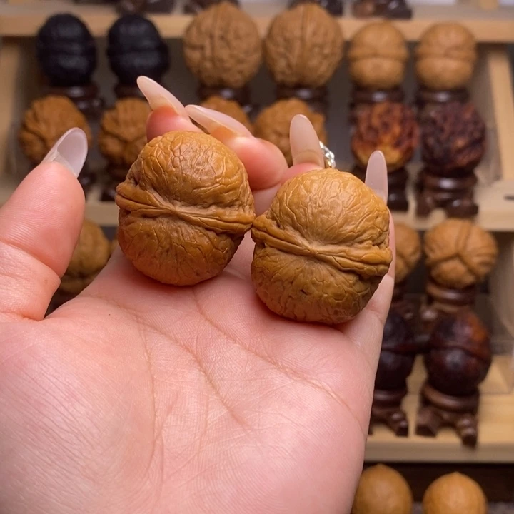 文玩核桃吊坠36金鼎元宝Y01