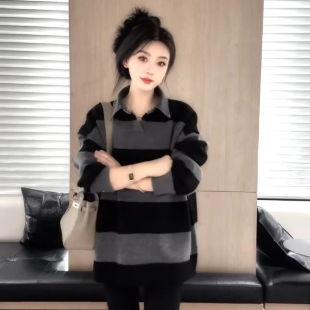 2112025冬新款轻奢高级感拼接牛仔领宽条纹休闲宽松显瘦毛针织衫