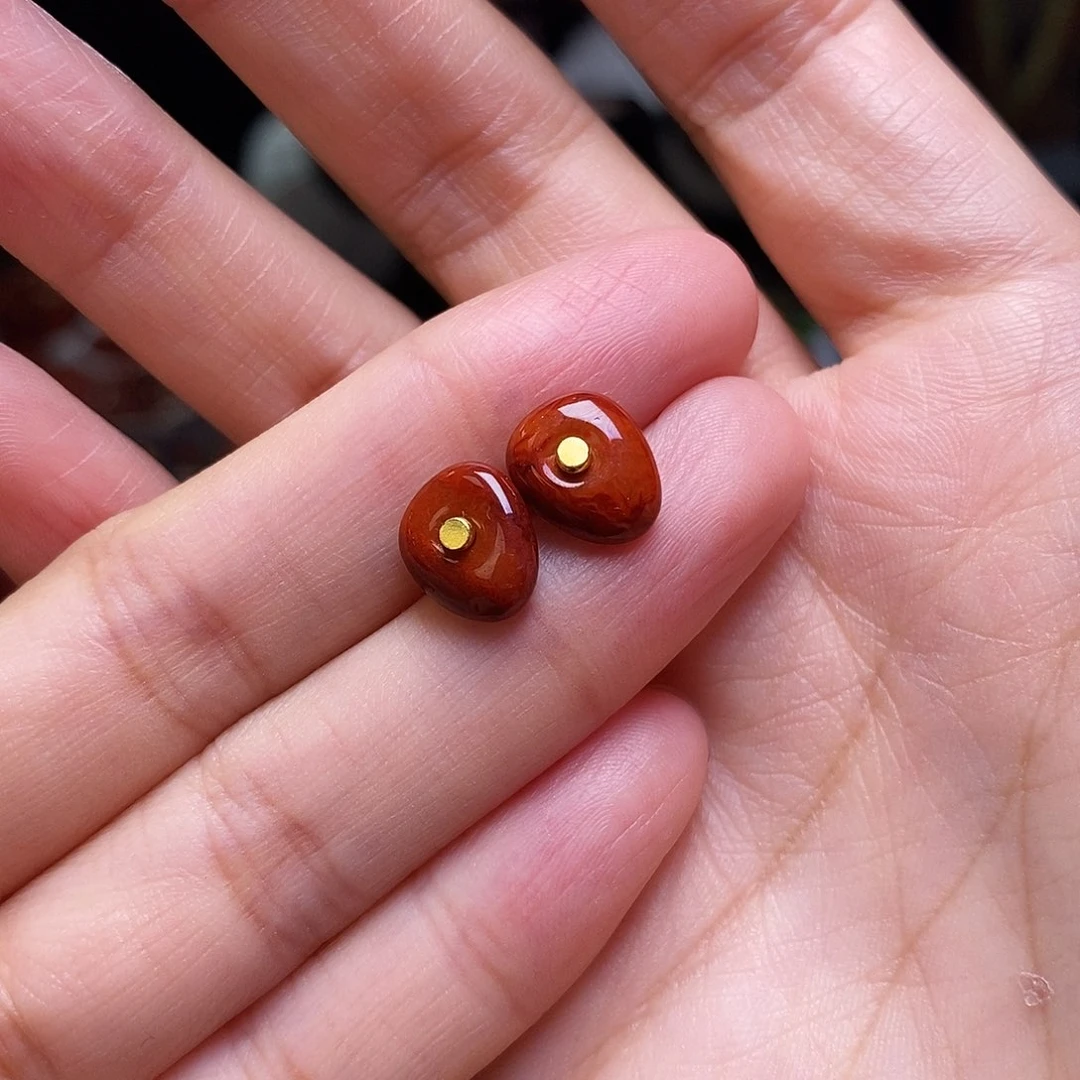 南红玛瑙耳钉银S925镶嵌