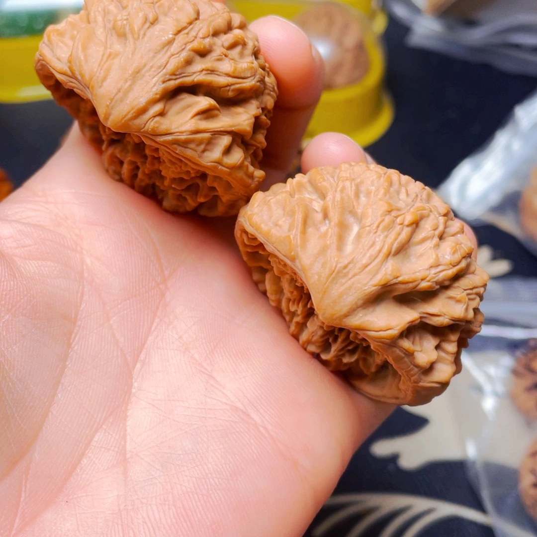 吊坠文玩核桃官帽聚宝盆