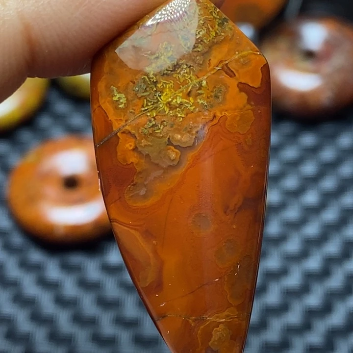 玛瑙/玉髓颈饰未镶嵌