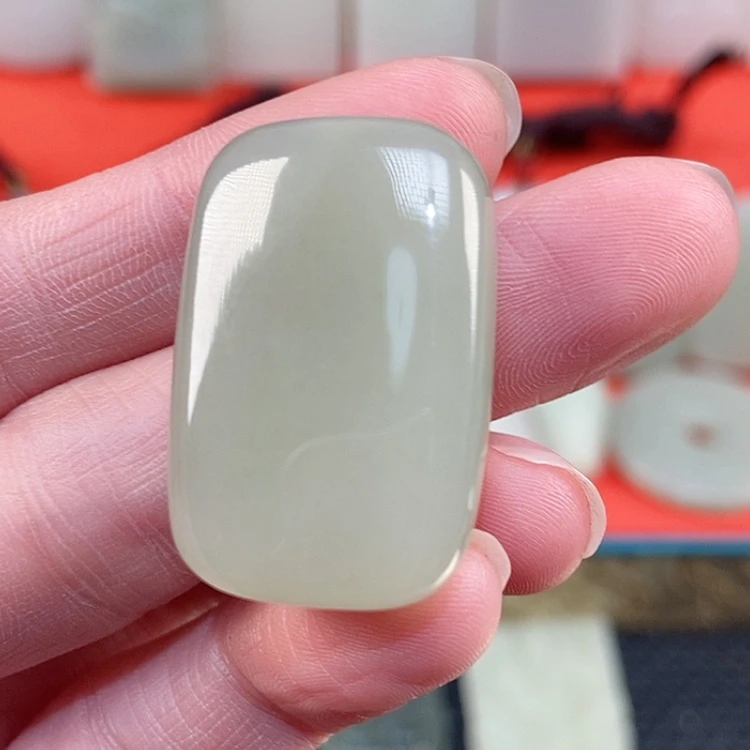 【闪购商品】颈饰未镶嵌和田玉