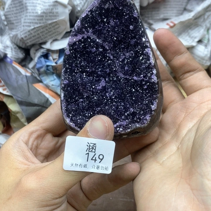 未镶嵌水晶大型摆件（非配饰）