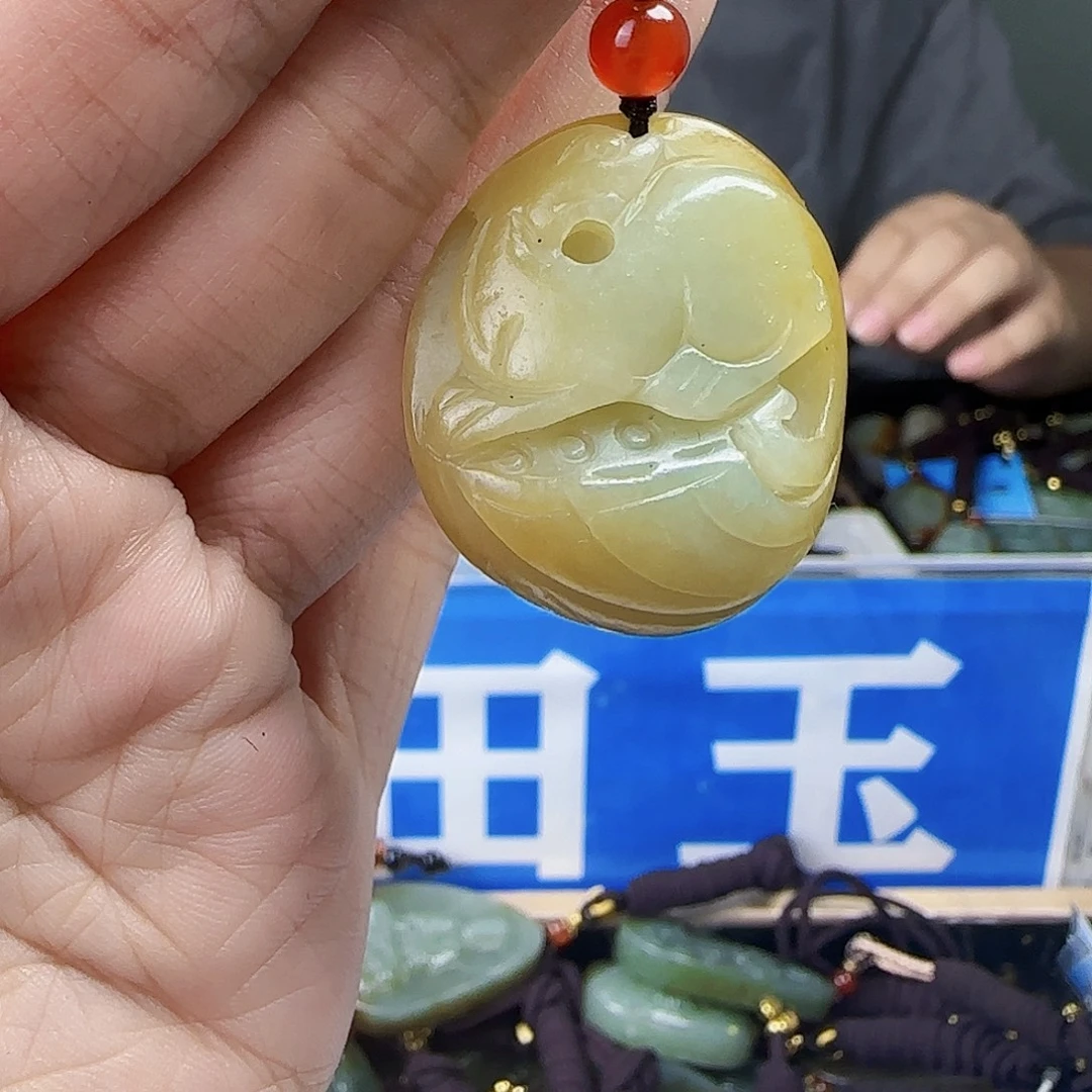 和田玉未镶嵌挂件