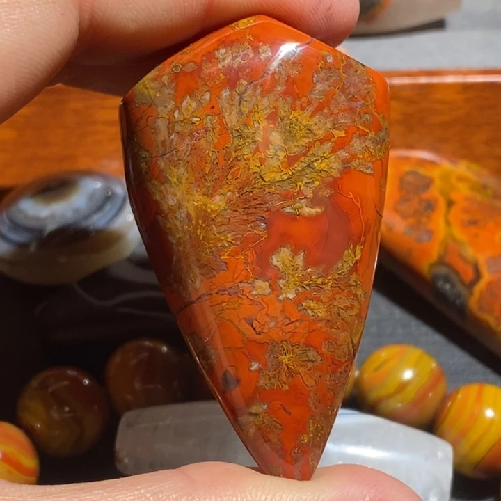 *****玛瑙/玉髓未镶嵌颈饰