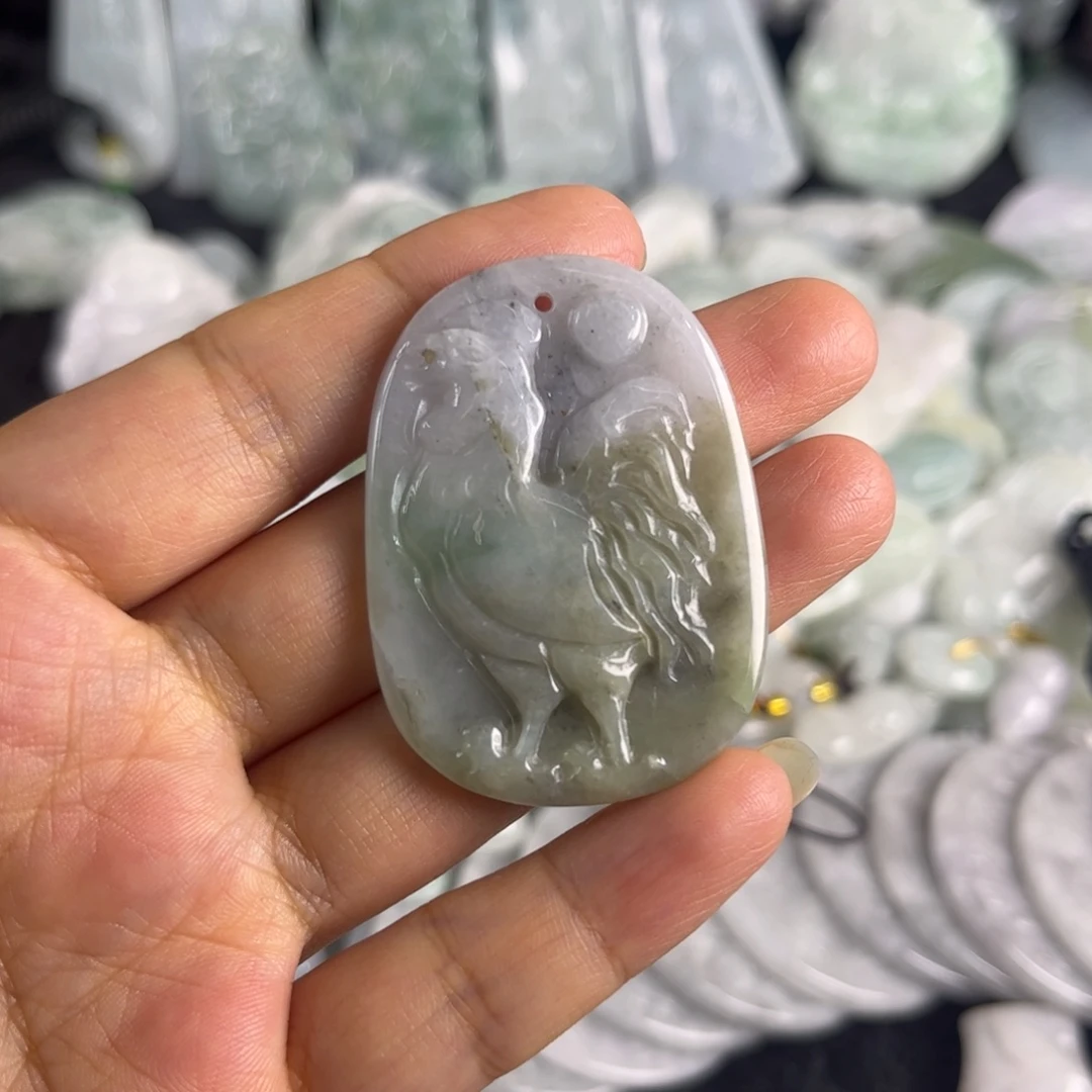 翡翠未镶嵌吊坠(不含链)瑕疵