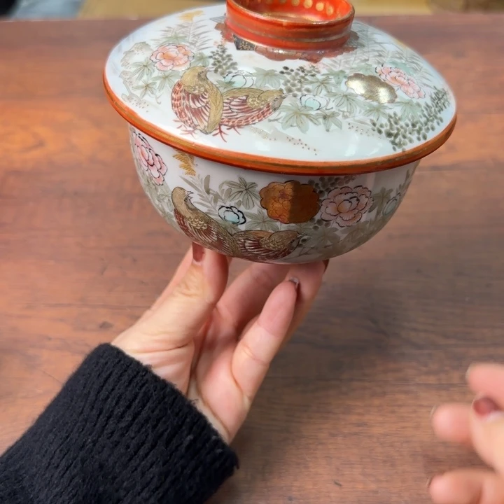 一个陶瓷物件哈哈哈哈哈