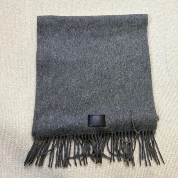 99新 DIOR/迪奥 dior灰色皮标logo羊毛围巾