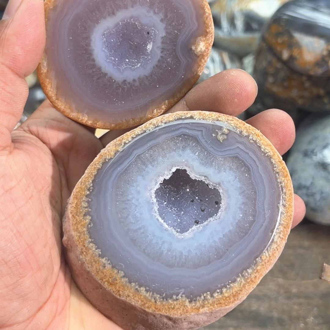 未镶嵌水晶大型摆件（非配饰）