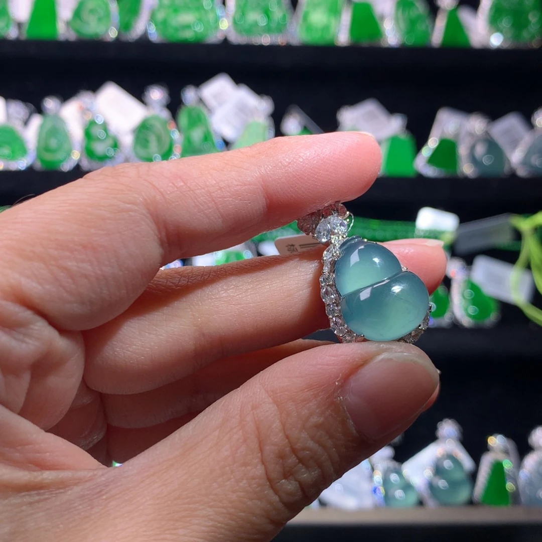 【闪购商品】颈饰银S925镶嵌翡翠天然翡翠