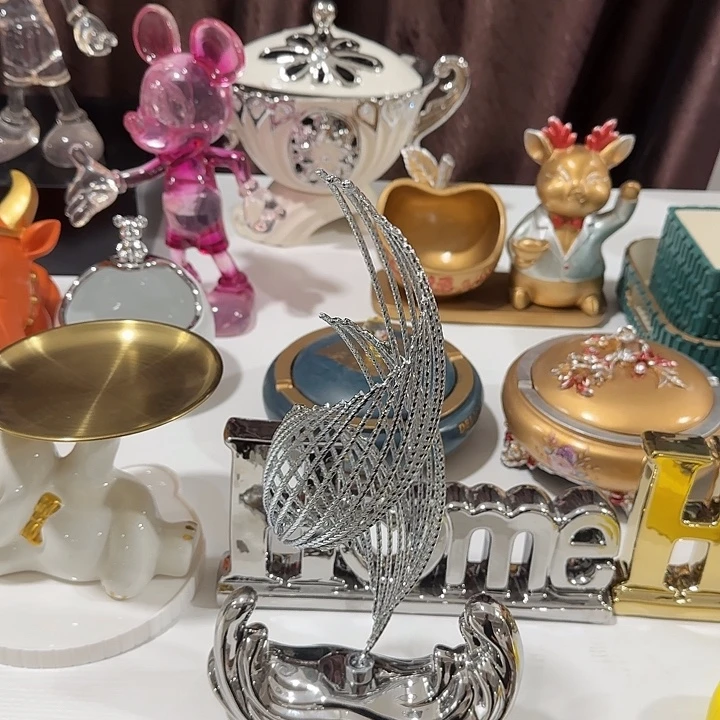 A***ル陶瓷摆件哈哈哈哈