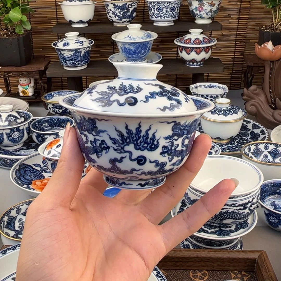 瓷片盖碗哈哈哈哈哈哈哈哈