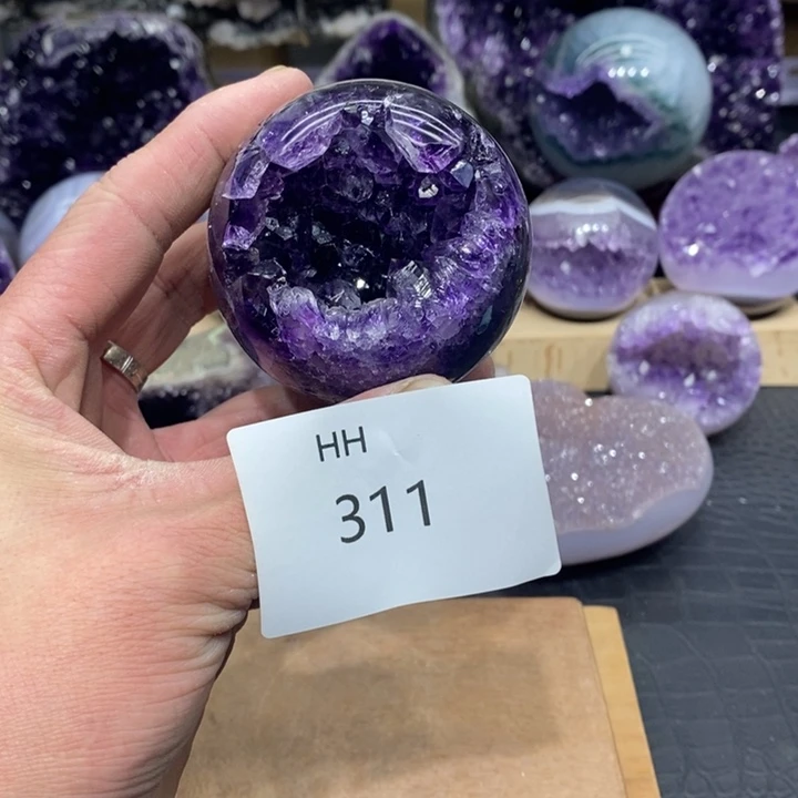 紫晶未镶嵌大型摆件（非配饰）