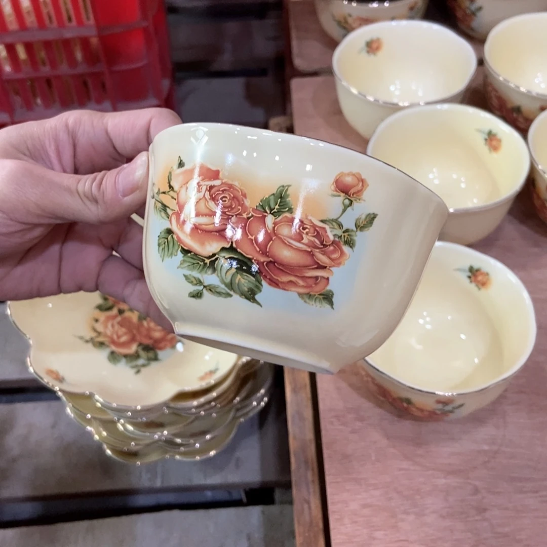 星博陶瓷…………2个4.5