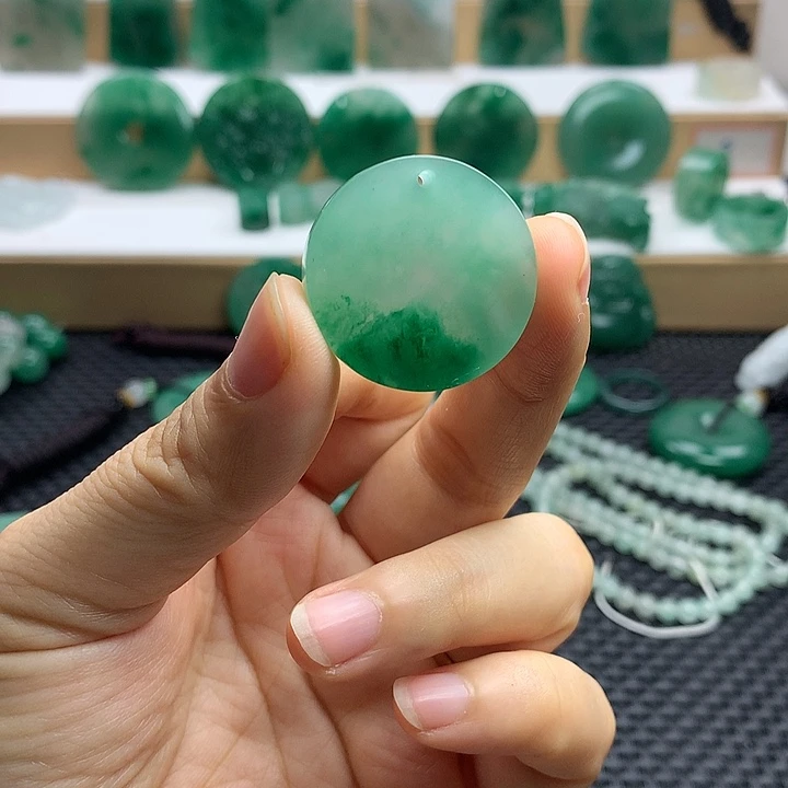 未镶嵌石英质玉珠宝半成品