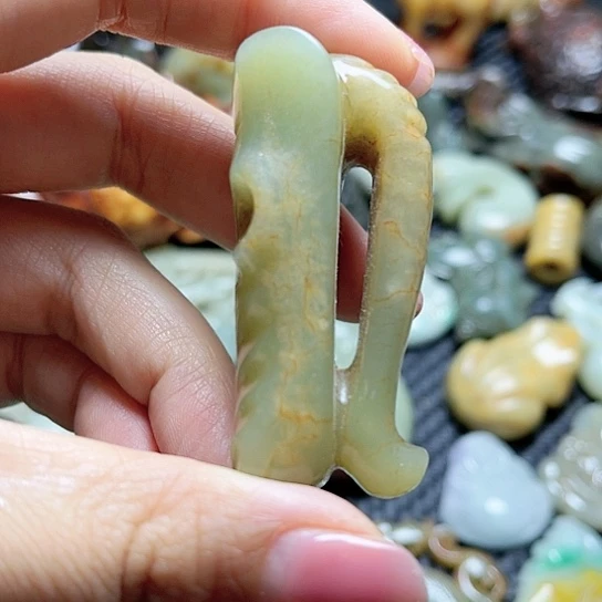 白玉菩提吊坠摆件