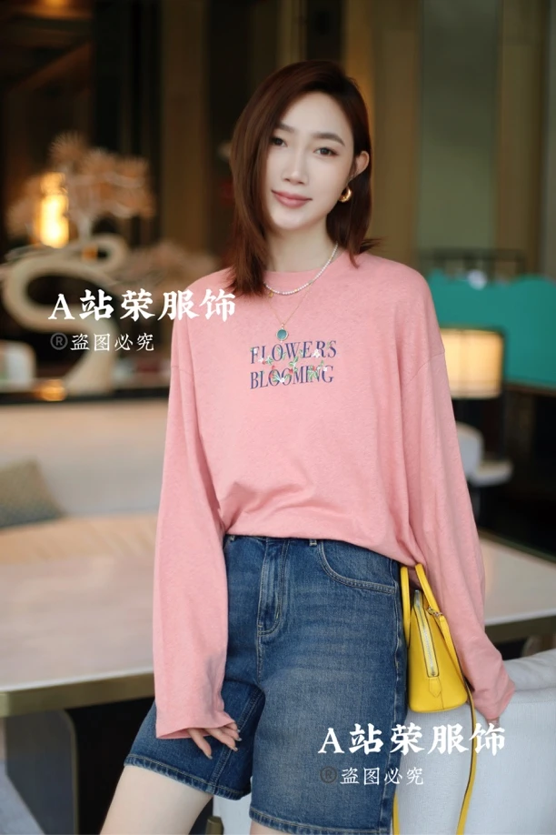 【荣姐精选】清晰字母花朵印花长T