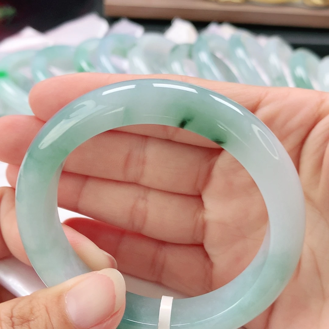 翡翠未镶嵌手镯55正