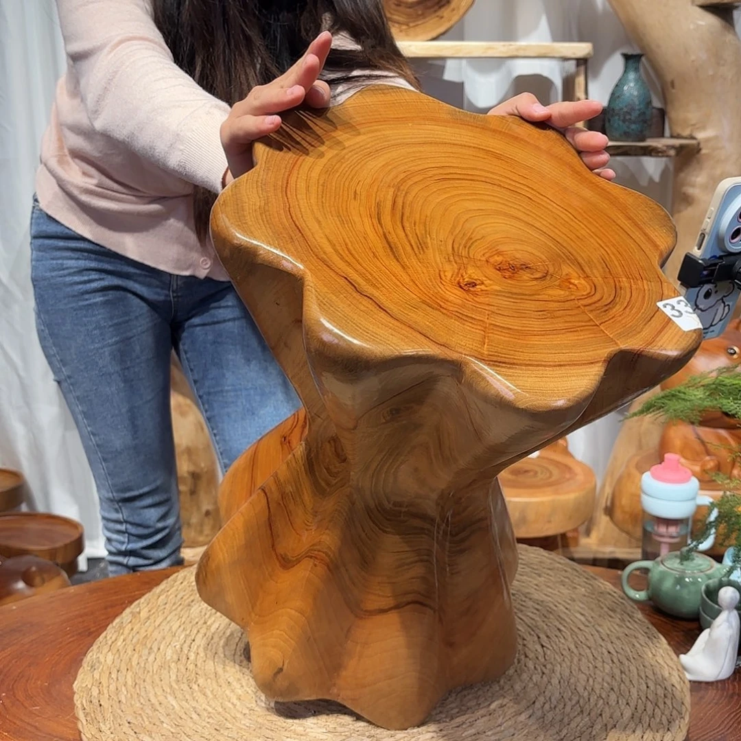 小***马香樟木根雕凳子一物一拍编号 335长36宽35高45