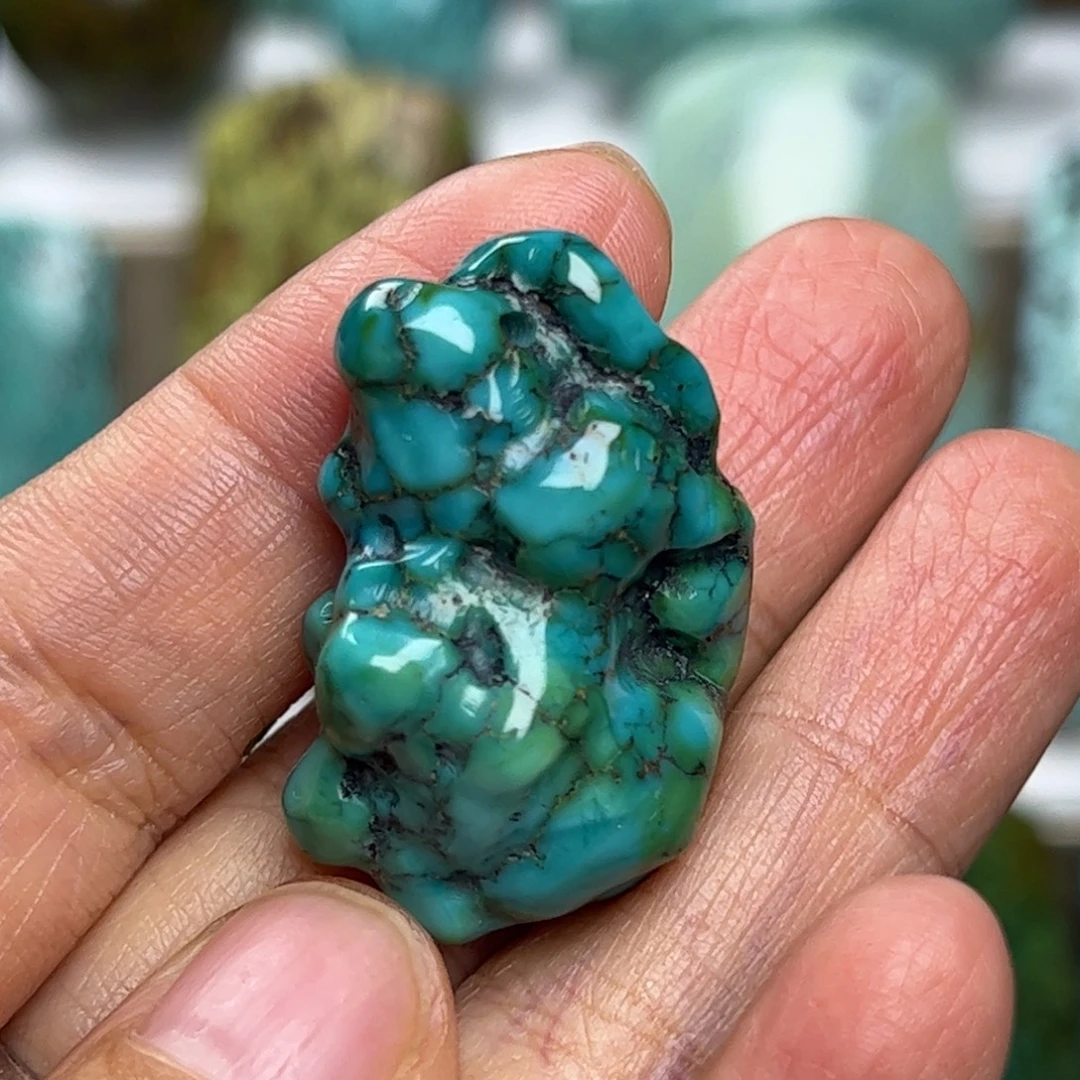 绿松石未镶嵌天然原矿绿松石