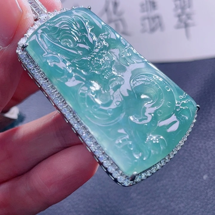 翡翠颈饰未镶嵌99999999999