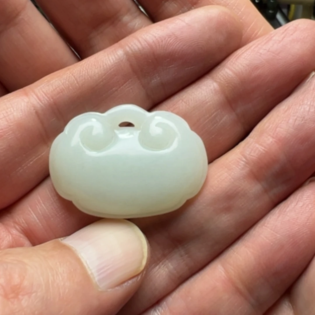 【闪购商品】颈饰未镶嵌和田玉