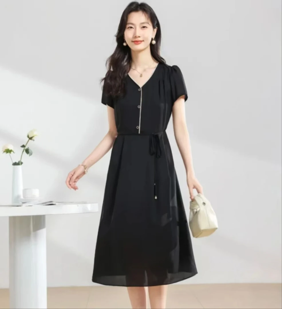 【F3361】名媛风时尚收腰设计V领连衣裙女2025夏季款钉珠装饰A字裙