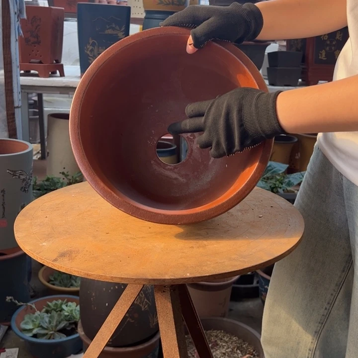 宜兴紫砂花盆30紫气东来