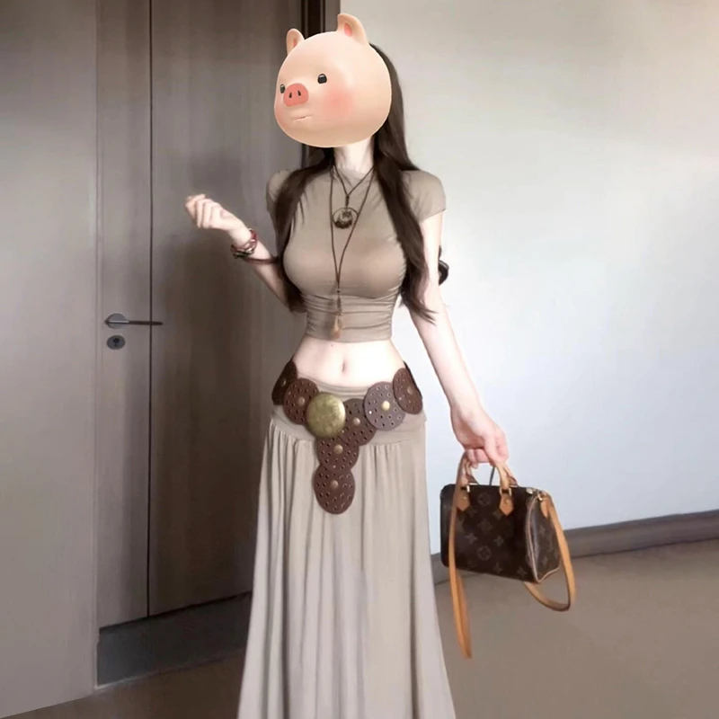 夏日松弛感气质针织连衣裙套装女2025新款独特漂亮掐腰半身裙套装