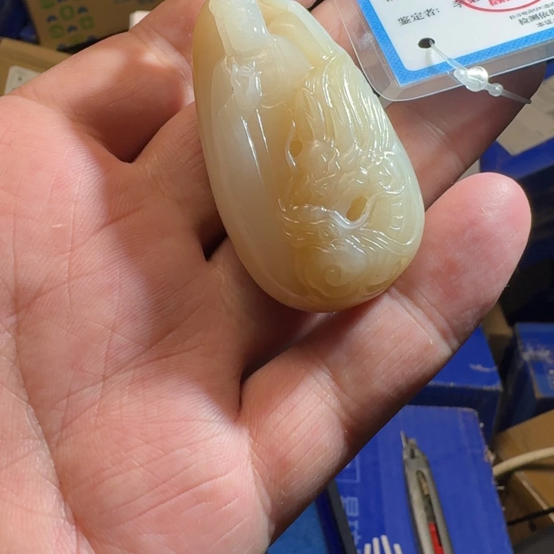 和田玉（糖玉）未镶嵌颈饰