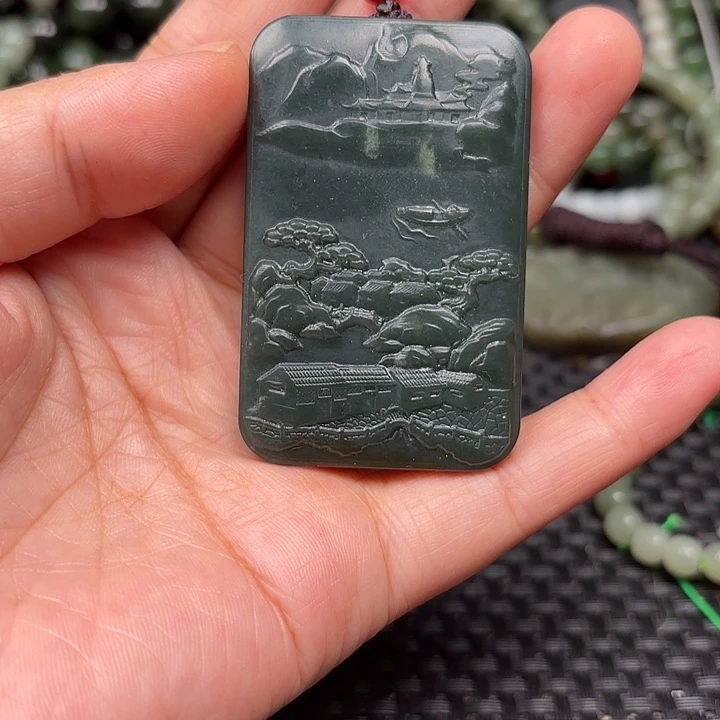 颈饰未镶嵌和田玉