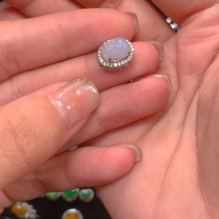 Y****银S925镶嵌翡翠耳饰貔貅