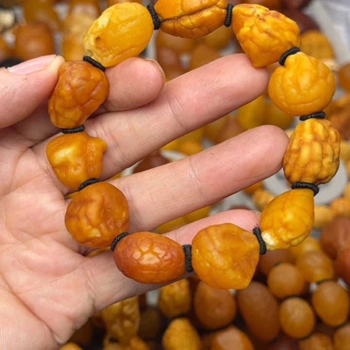 琥珀未镶嵌裸石天然蜜蜡手串