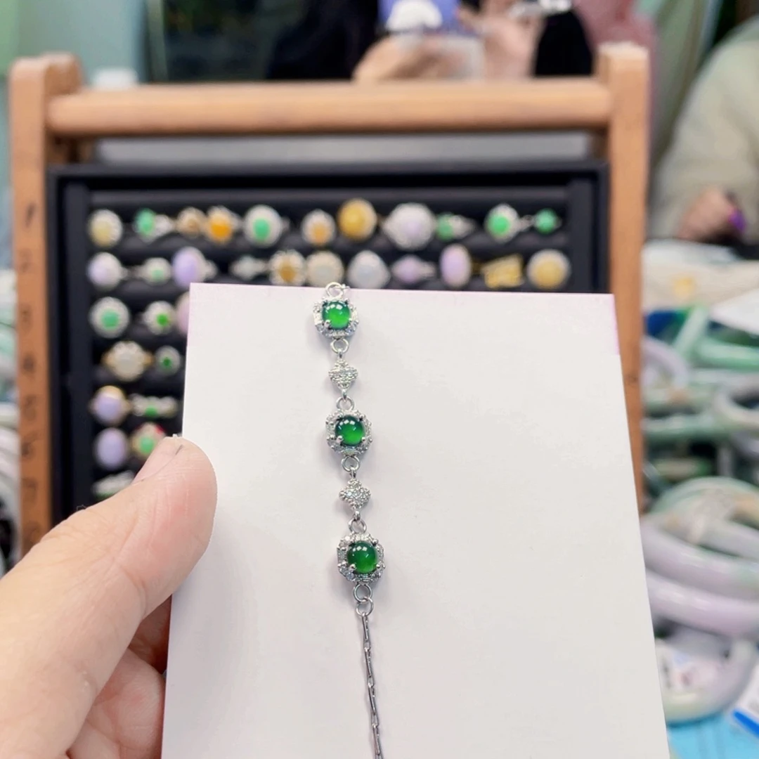 翡翠手镯未镶嵌天然翡翠A