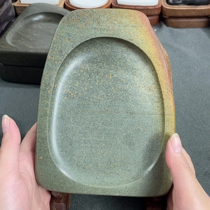 广东肇庆原石端砚