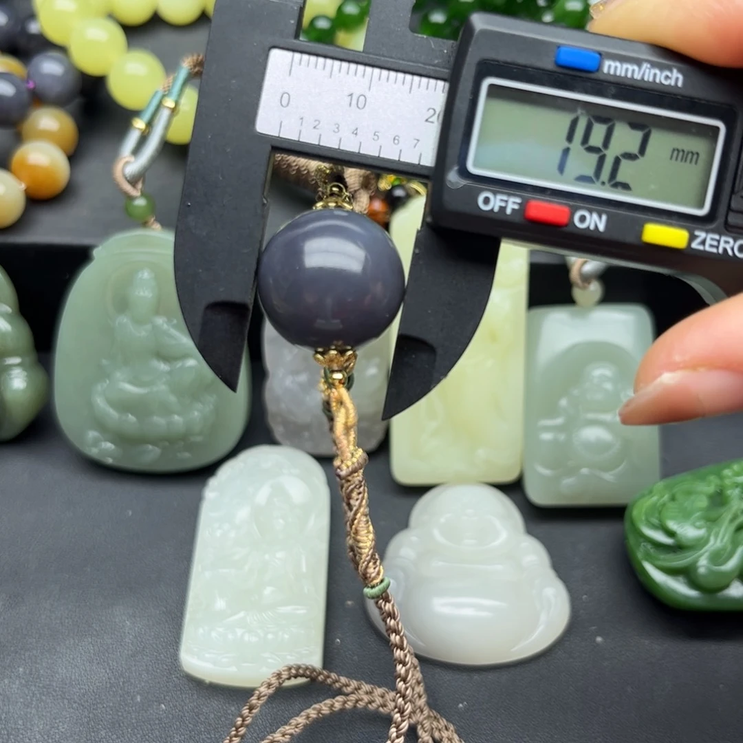 未镶嵌和田玉珠宝半成品