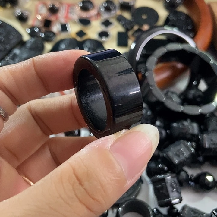 翡翠戒指未镶嵌22.3