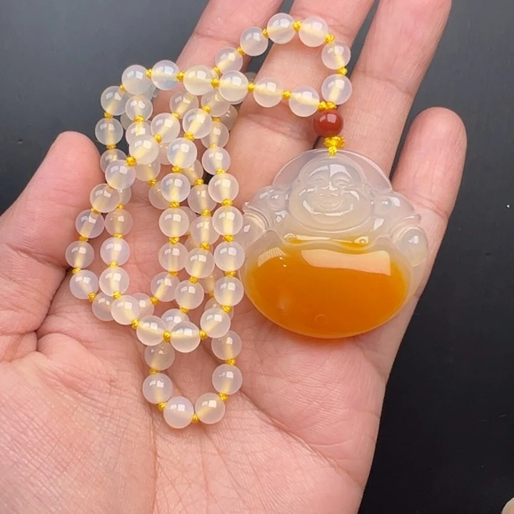 石英质玉（黄龙玉）未镶嵌颈饰