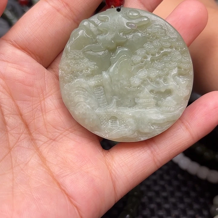 颈饰未镶嵌和田玉