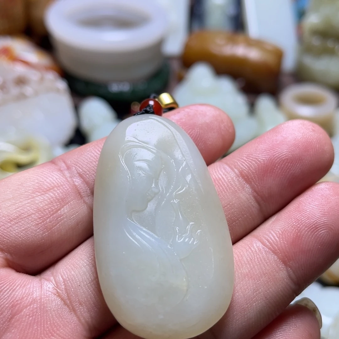 和田玉未镶嵌挂件