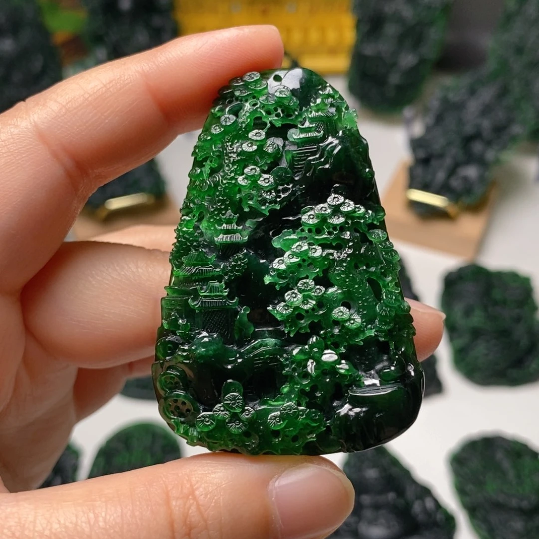 定制翡翠未镶嵌山水