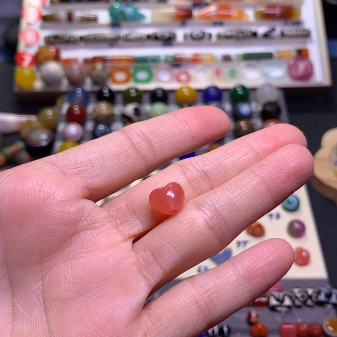 鐤***）玛瑙/玉髓未镶嵌颈饰