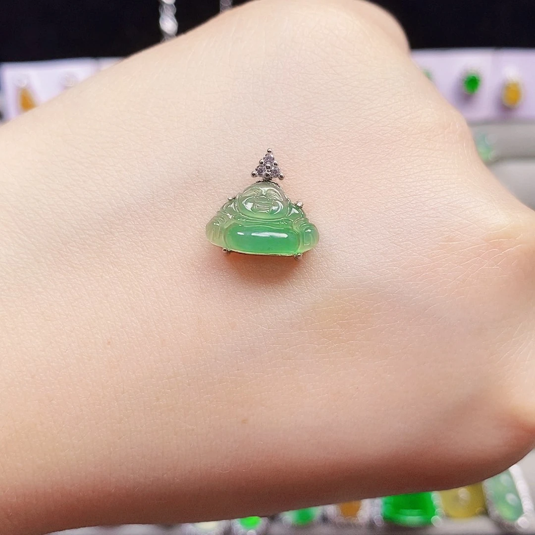 翡翠银S925镶嵌颈饰佛公