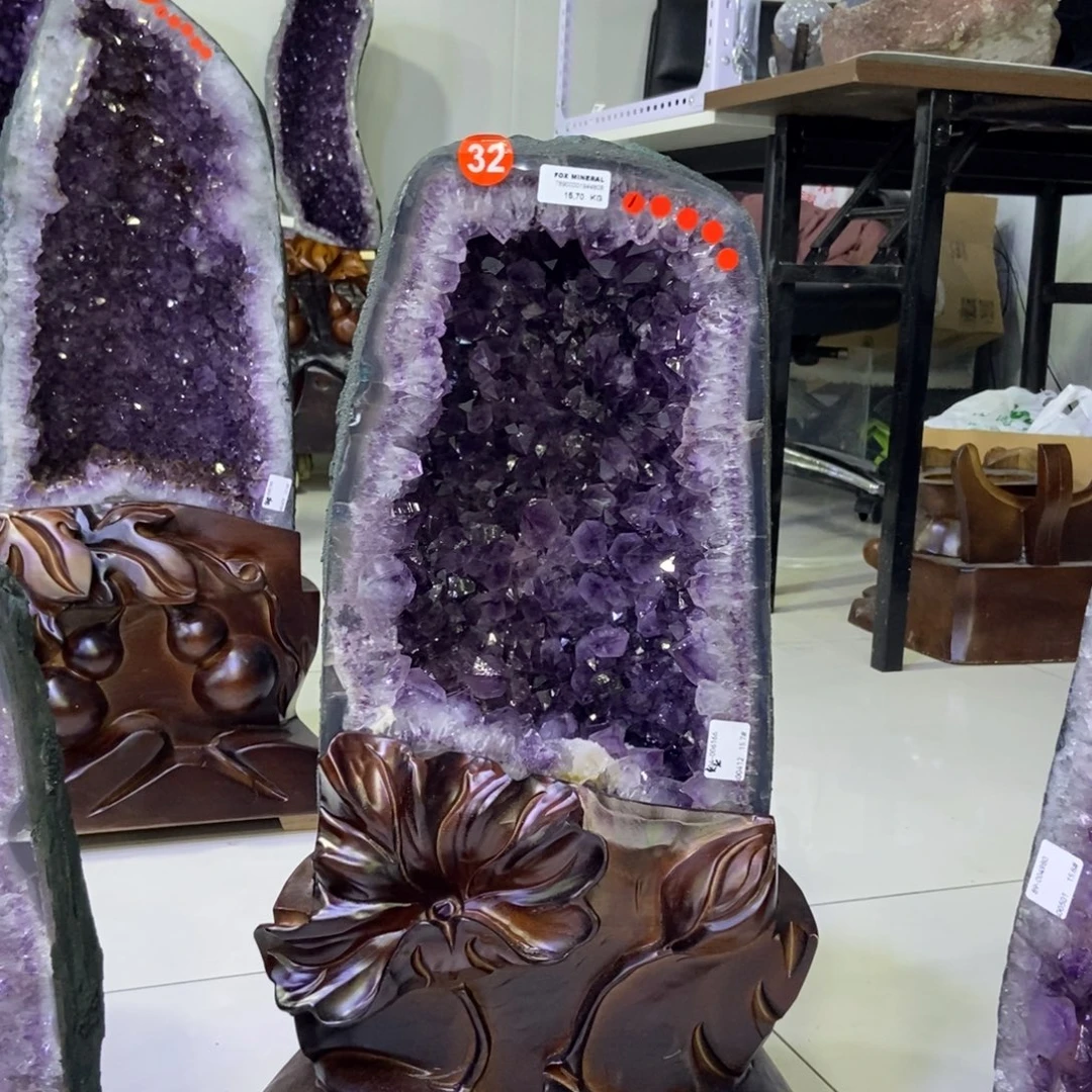 未镶嵌水晶大型摆件（非配饰）