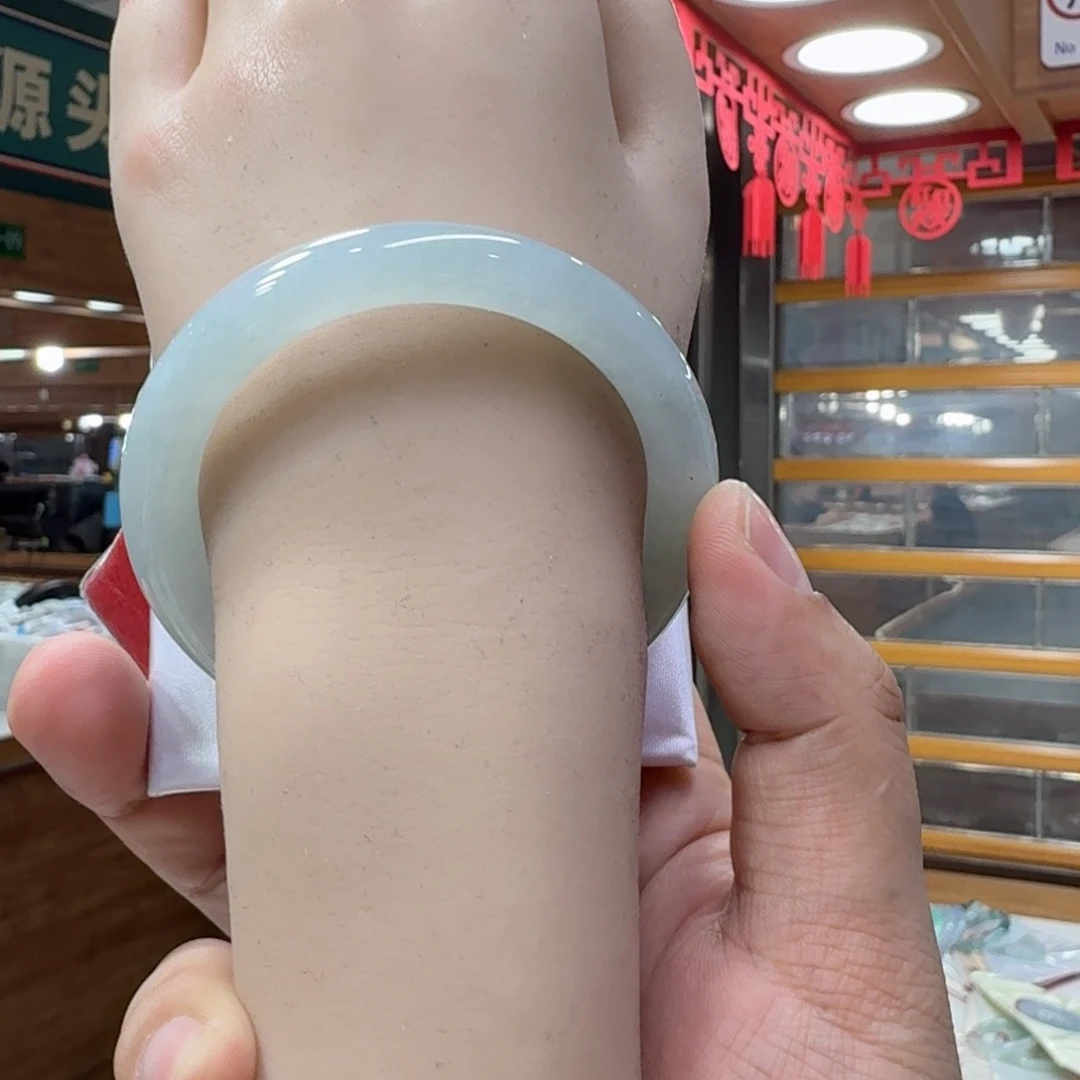 翡翠手镯未镶嵌买断