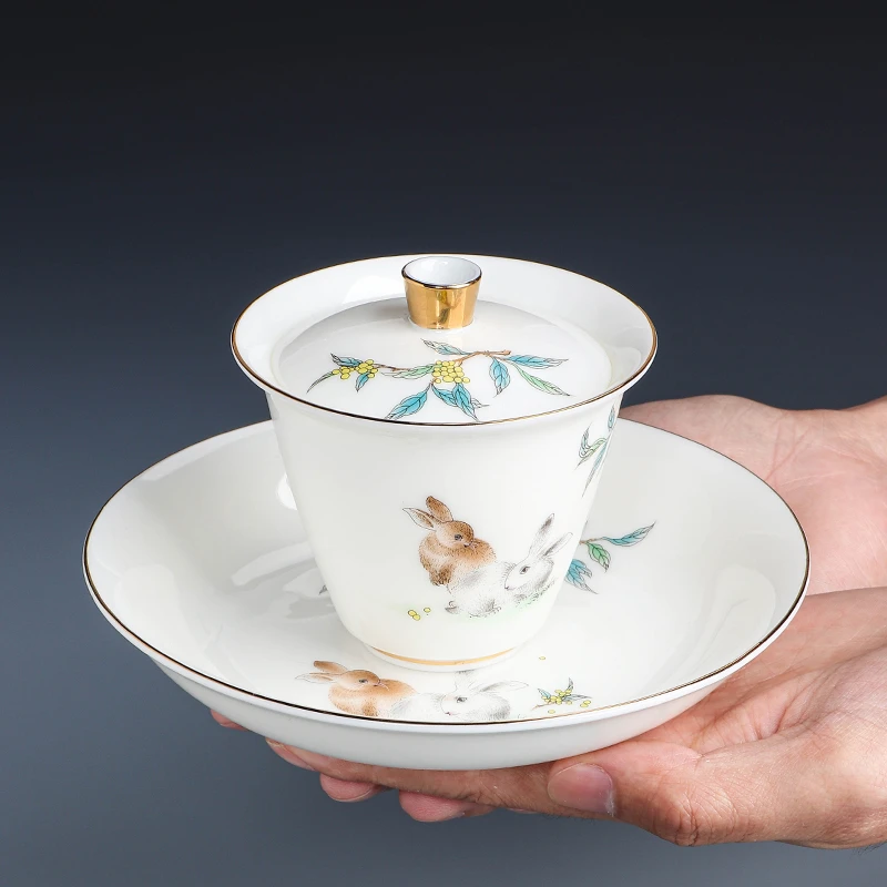 白瓷手绘玉兔三才盖碗